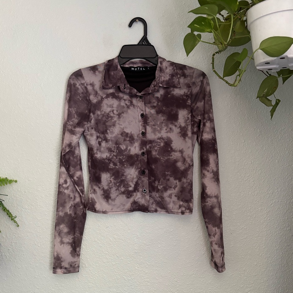 Motel Rocks Purple Gray Button Down Crop Shirt